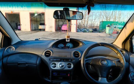 Toyota Vitz, 2000 год, 400 000 рублей, 5 фотография