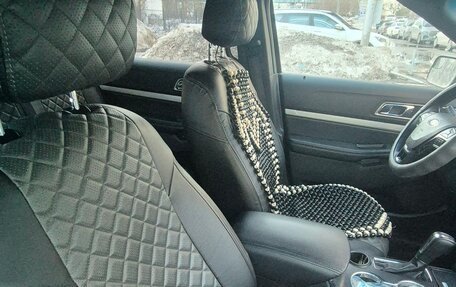 Ford Explorer VI, 2016 год, 1 925 000 рублей, 7 фотография