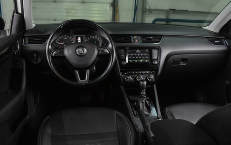 Skoda Octavia, 2016 год, 1 599 000 рублей, 6 фотография