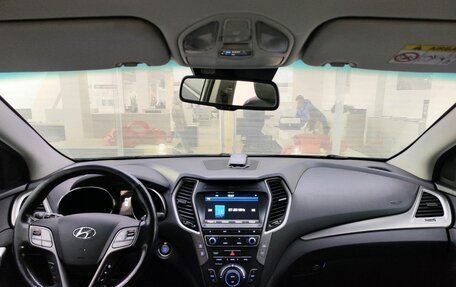 Hyundai Santa Fe III рестайлинг, 2017 год, 2 299 000 рублей, 14 фотография