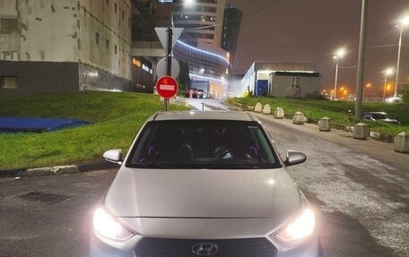 Hyundai Solaris II рестайлинг, 2017 год, 820 000 рублей, 10 фотография