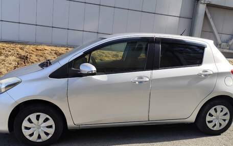 Toyota Vitz, 2012 год, 730 000 рублей, 4 фотография