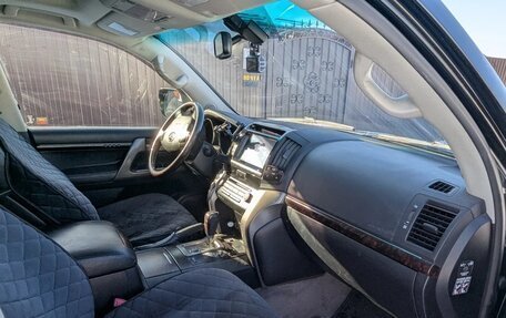 Toyota Land Cruiser 200, 2011 год, 2 800 000 рублей, 5 фотография