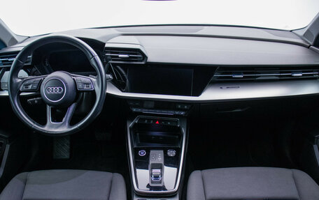 Audi A3, 2021 год, 2 400 000 рублей, 13 фотография