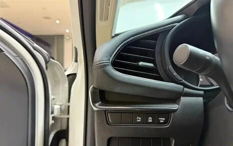 Mazda 3, 2023 год, 1 699 123 рублей, 13 фотография