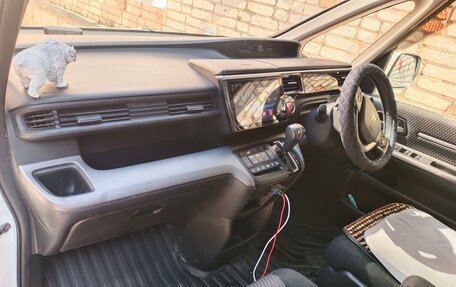 Honda Stepwgn IV, 2016 год, 1 600 000 рублей, 11 фотография