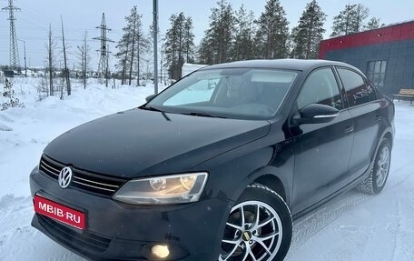 Volkswagen Jetta VI, 2013 год, 1 050 000 рублей, 1 фотография