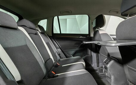 Volkswagen Tiguan II, 2019 год, 2 910 000 рублей, 16 фотография