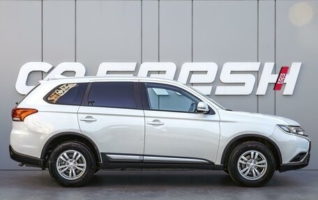 Mitsubishi Outlander III рестайлинг 3, 2018 год, 2 170 000 рублей, 5 фотография