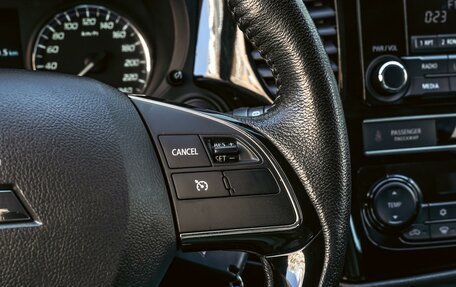 Mitsubishi Outlander III рестайлинг 3, 2018 год, 2 170 000 рублей, 16 фотография