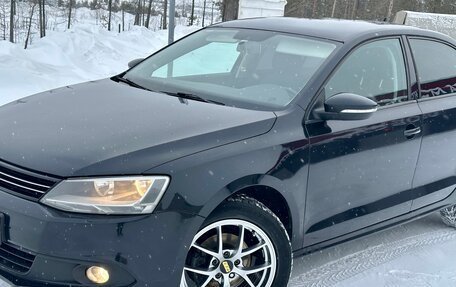 Volkswagen Jetta VI, 2013 год, 1 050 000 рублей, 7 фотография