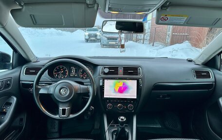 Volkswagen Jetta VI, 2013 год, 1 050 000 рублей, 12 фотография