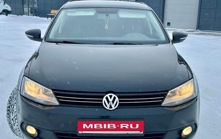 Volkswagen Jetta VI, 2013 год, 1 050 000 рублей, 6 фотография