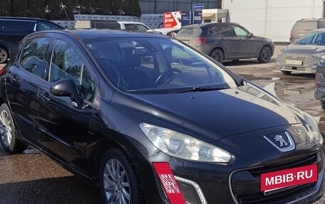 Peugeot 308 II, 2011 год, 560 000 рублей, 2 фотография