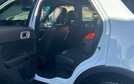 Ford Explorer VI, 2015 год, 2 250 000 рублей, 6 фотография