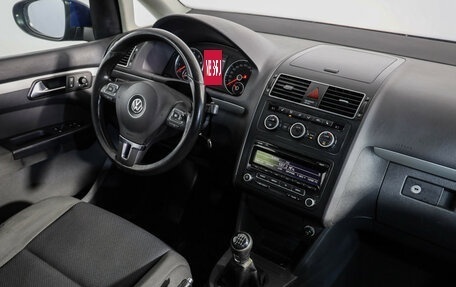 Volkswagen Touran III, 2012 год, 799 000 рублей, 9 фотография