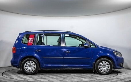 Volkswagen Touran III, 2012 год, 799 000 рублей, 4 фотография