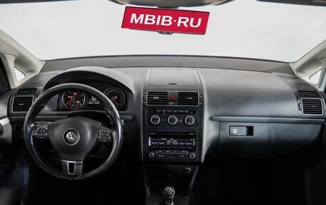 Volkswagen Touran III, 2012 год, 799 000 рублей, 10 фотография