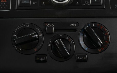 Nissan Tiida, 2012 год, 760 000 рублей, 14 фотография