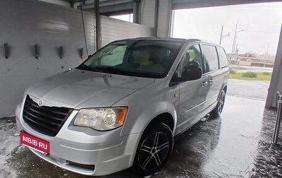Chrysler Town & Country V рестайлинг, 2007 год, 1 250 000 рублей, 1 фотография