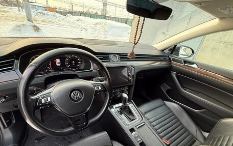 Volkswagen Passat B8 рестайлинг, 2019 год, 2 160 000 рублей, 9 фотография