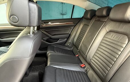 Volkswagen Passat B8 рестайлинг, 2019 год, 2 160 000 рублей, 7 фотография