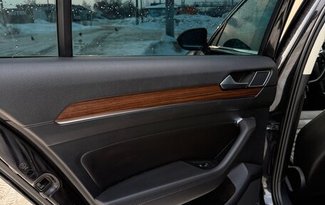 Volkswagen Passat B8 рестайлинг, 2019 год, 2 160 000 рублей, 17 фотография