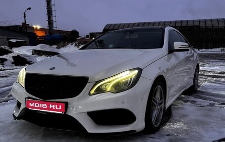 Mercedes-Benz E-Класс, 2013 год, 2 150 000 рублей, 3 фотография