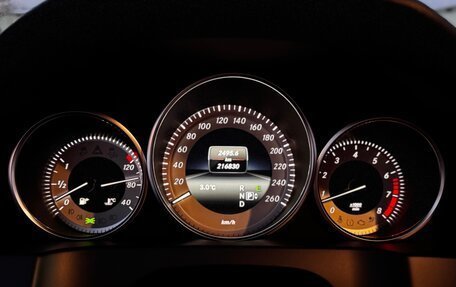 Mercedes-Benz E-Класс, 2013 год, 2 150 000 рублей, 10 фотография