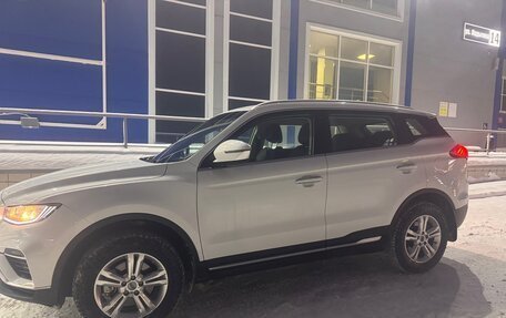 Geely Atlas, 2024 год, 2 600 000 рублей, 3 фотография