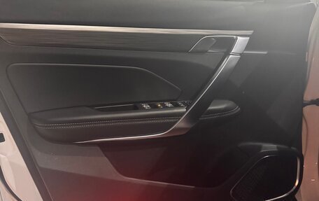 Geely Atlas, 2024 год, 2 600 000 рублей, 5 фотография