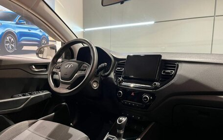 Hyundai Solaris II рестайлинг, 2021 год, 1 649 000 рублей, 12 фотография
