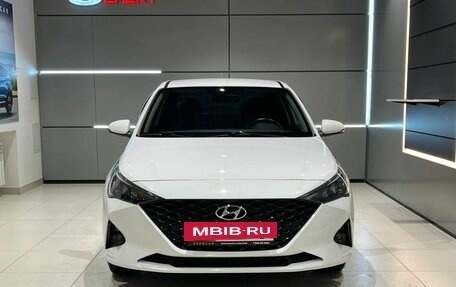 Hyundai Solaris II рестайлинг, 2021 год, 1 649 000 рублей, 8 фотография