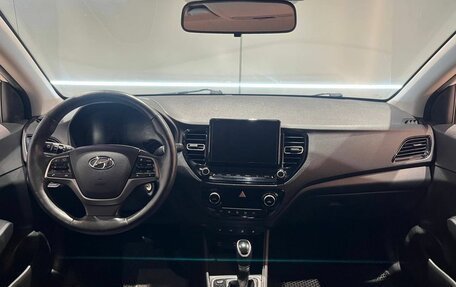 Hyundai Solaris II рестайлинг, 2021 год, 1 649 000 рублей, 13 фотография