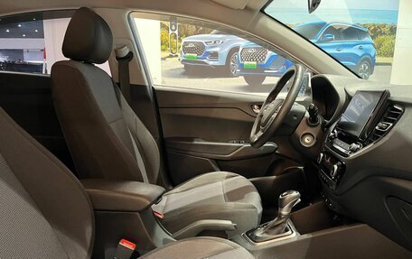 Hyundai Solaris II рестайлинг, 2021 год, 1 649 000 рублей, 16 фотография