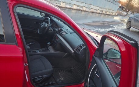 BMW 1 серия, 2011 год, 900 000 рублей, 17 фотография