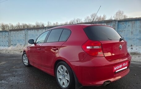 BMW 1 серия, 2011 год, 900 000 рублей, 9 фотография