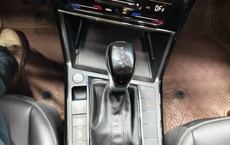 Volkswagen Passat B8 рестайлинг, 2022 год, 1 840 000 рублей, 14 фотография