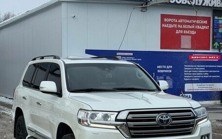 Toyota Land Cruiser 200, 2015 год, 6 000 000 рублей, 4 фотография