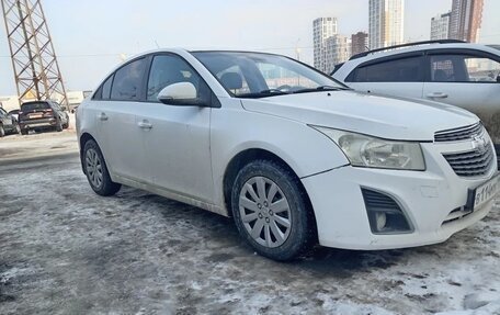 Chevrolet Cruze II, 2014 год, 696 000 рублей, 3 фотография