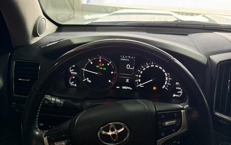 Toyota Land Cruiser 200, 2015 год, 6 000 000 рублей, 30 фотография