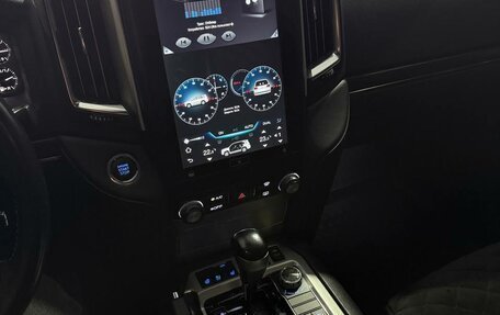 Toyota Land Cruiser 200, 2015 год, 6 000 000 рублей, 28 фотография