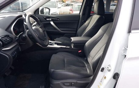 Mitsubishi Eclipse Cross, 2023 год, 2 000 000 рублей, 9 фотография