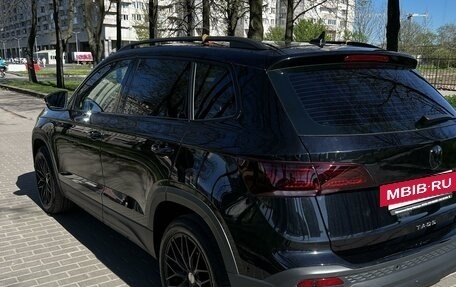 Volkswagen Taos, 2021 год, 2 740 000 рублей, 4 фотография