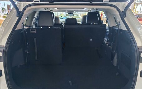 Toyota Highlander, 2025 год, 6 300 000 рублей, 12 фотография