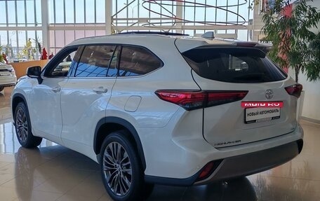 Toyota Highlander, 2025 год, 6 300 000 рублей, 7 фотография