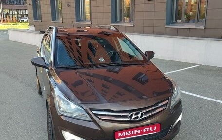 Hyundai Solaris II рестайлинг, 2015 год, 990 000 рублей, 1 фотография