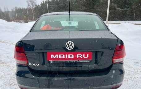 Volkswagen Polo VI (EU Market), 2016 год, 700 000 рублей, 4 фотография