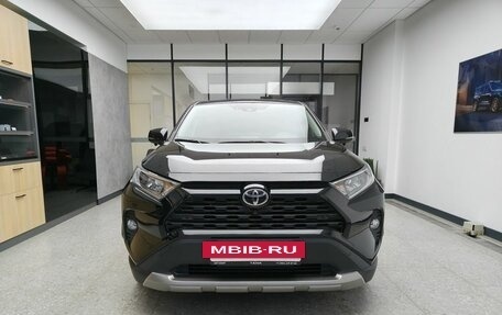 Toyota RAV4, 2022 год, 3 550 000 рублей, 2 фотография