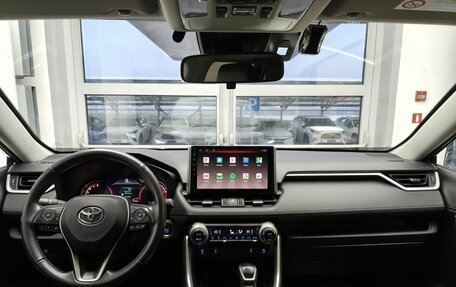 Toyota RAV4, 2022 год, 3 550 000 рублей, 8 фотография